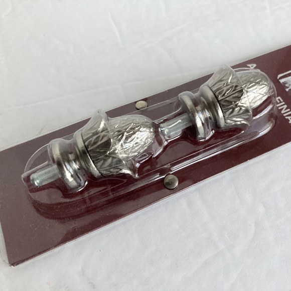 Silver Tone Acorn Curtain Rod Finials Metal - Picture 2 of 4